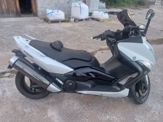Vespinos t max 500. gl.sc mobyllete Renault laguna
