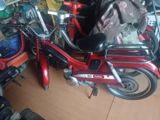 Vespinos t max 500. gl.sc mobyllete Renault laguna