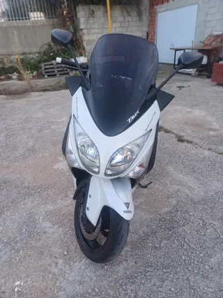 Vespinos t max 500. gl.sc mobyllete Renault laguna