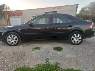 Vespinos t max 500. gl.sc mobyllete .Ford mondeo