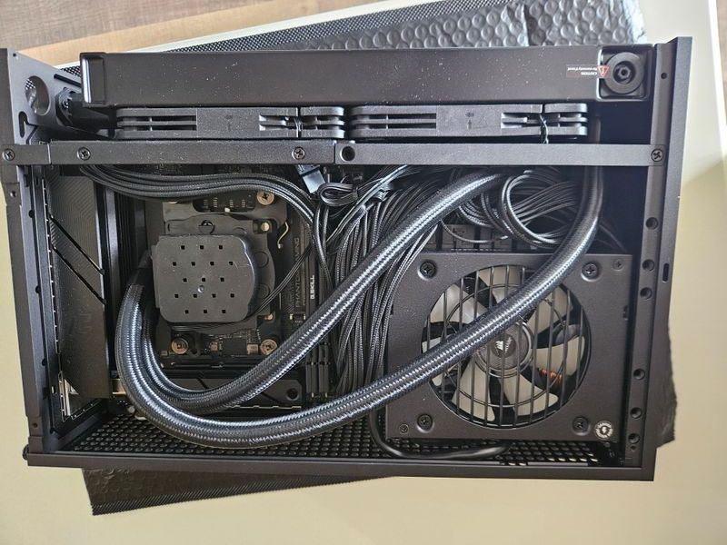 PC Gaming SFF 4080 Super 7800X3D 32GB afbeelding 4