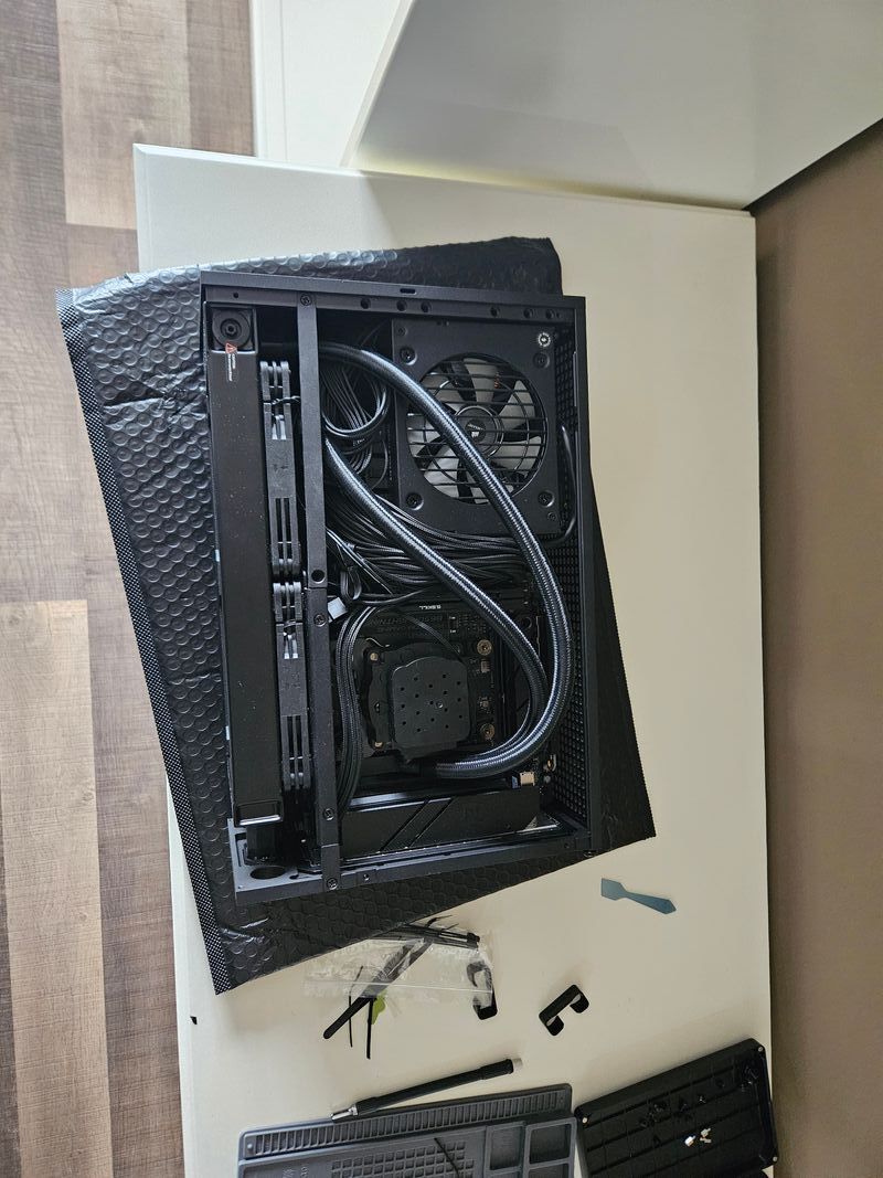 PC Gaming SFF 4080 Super 7800X3D 32GB afbeelding 8