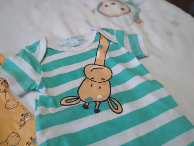 Pack 2 bodys bebé jirafas y rayas