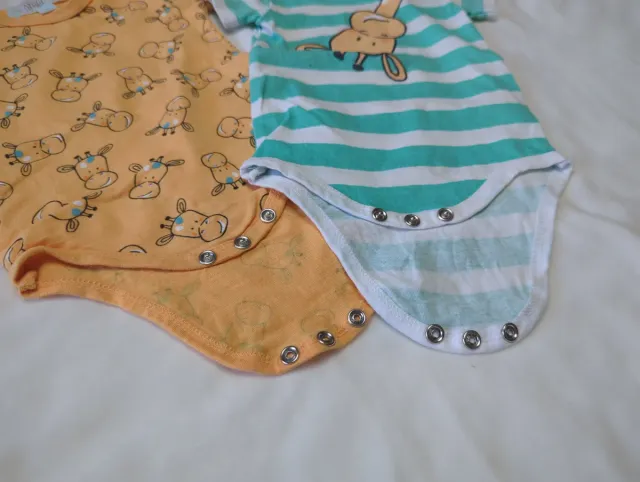 Pack 2 bodys bebé jirafas y rayas