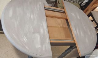 Mesa de pino redonda extensible + 4 sillas