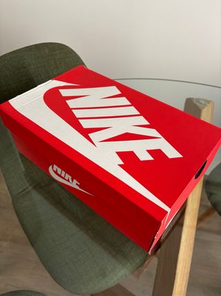 Zapatillas Nike Negras y Blancas