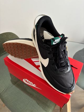 Zapatillas Nike Negras y Blancas