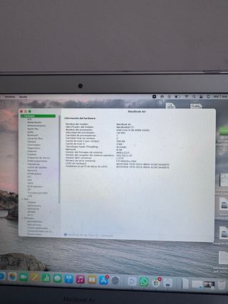 MacBook Air 13” (2017) 128 GB Plata