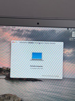 MacBook Air 13” (2017) 128 GB Plata