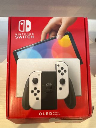 Nintendo Switch OLED Blanca + Mario Kart 8