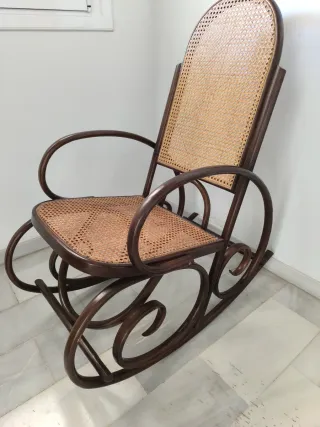 2 Mecedoras de mimbre artesanal