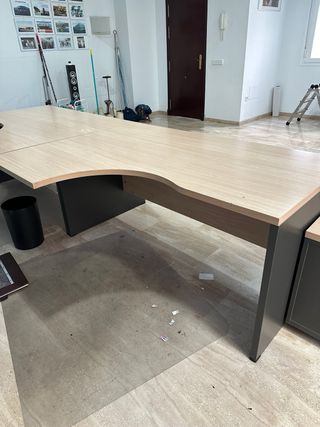 Mueble de oficina madera autentica no es