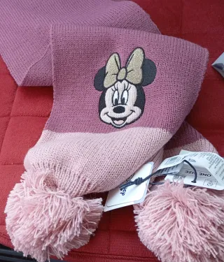 Sciarpa Minnie Mouse rosa/lilla con pon pon