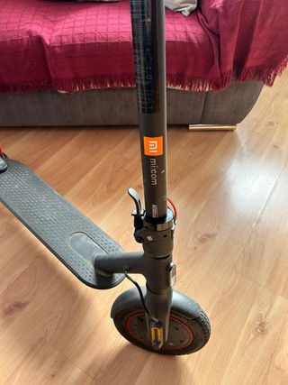 Patinete Xiaomi Mi Electric Scooter Essential