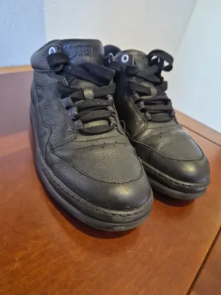 Botín Camper Negro Talla 40