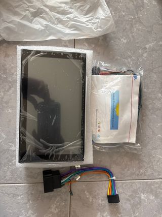 Pantalla táctil para coche. Nueva a estrenar