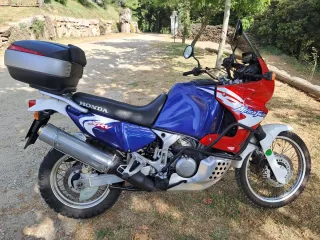 Honda Africa Twin XRV750