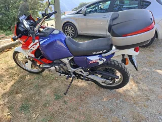 Honda Africa Twin XRV750