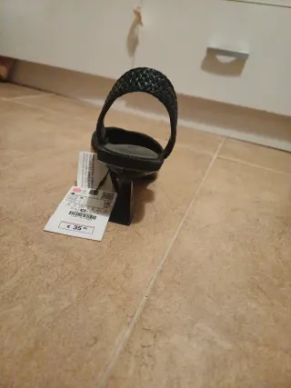 Zapatos Zara Tacon Rayas Beige/Negro