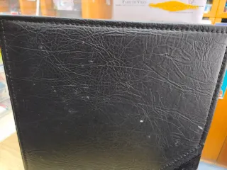 Álbum negro de cuero sintético