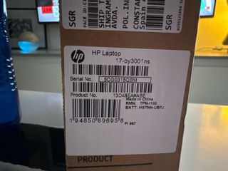 HP Laptop 17-by3001ns Plata