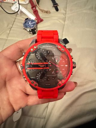 Reloj Diesel Negro y Rojo