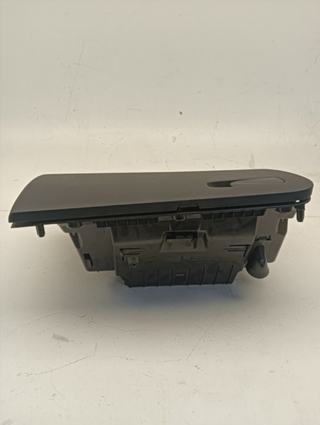 GUANTERA VOLVO XC40 D4204T12 31442718