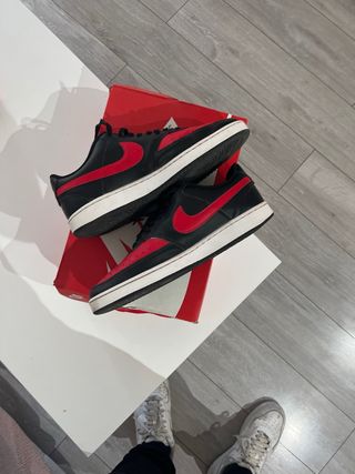 Nike Air Force 1 Rojas y Negras