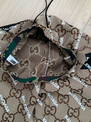 Pantalones Gucci Balenciaga