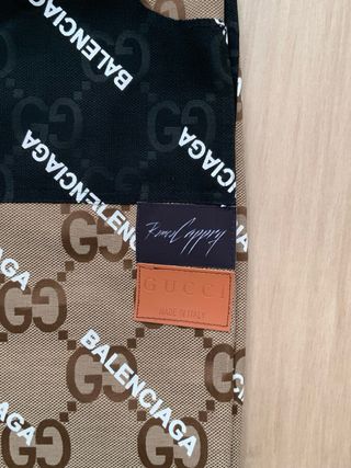 Pantalones Gucci Balenciaga