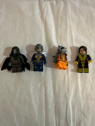 Pack Figuras LEGO Marvel / DC