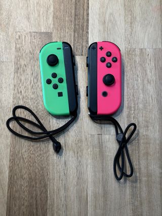 Mandos Nintendo Switch Verdes y Rosas