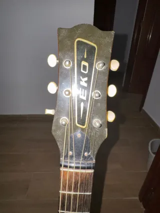 Guitarra Acústica EKO