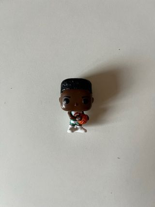 Figura Funko Huevo Kinder Stranger Things Lucas