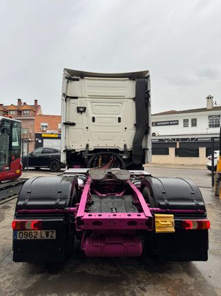 MERCEDES BENZ ACTROS 1848