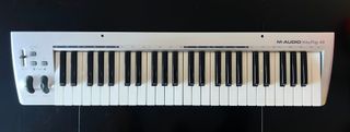 Teclado Controlador M-Audio Keyrig 49 USB/MIDI