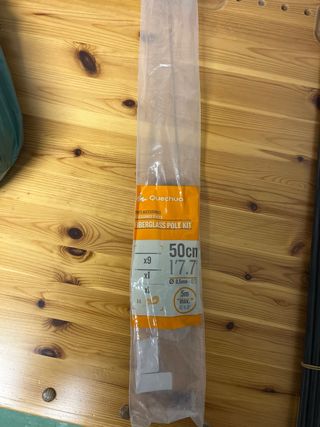 Palos para acampada nuevos sin usar.