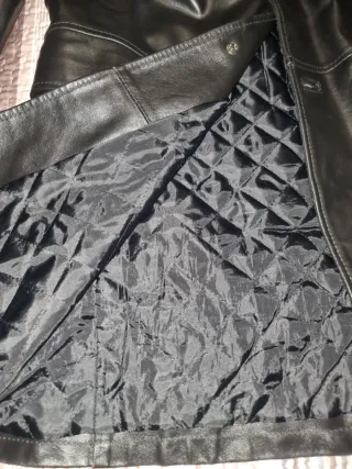 Giacca in pelle nera da uomo