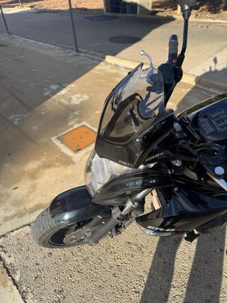 Kawasaki ER650 Naked nera