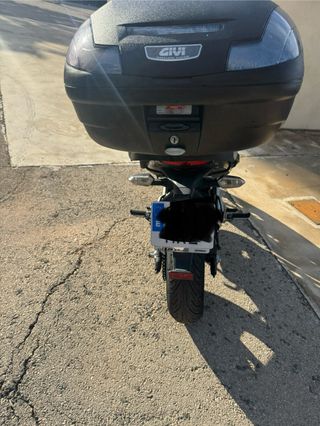 Kawasaki ER650 Naked nera