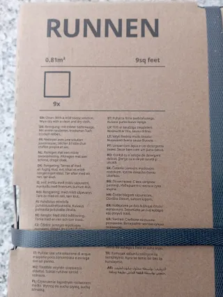 Suelo exterior Runnen Ikea, 18€ paquete (0'81 m2)