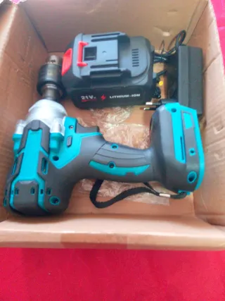 Atornillador de impacto 21V