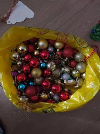 Bolas variadas para árbol de navidad de mesa