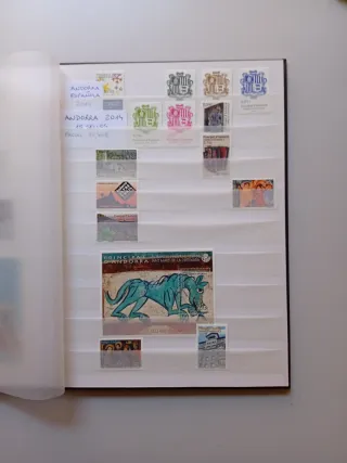 Sellos de Correos nuevos de Andorra años completos