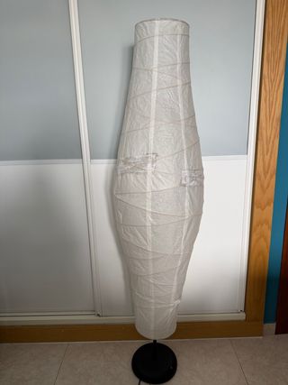 Lámpara de pie papel beige