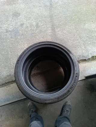 Michelin Pilot Sport 4S 245/35R19 93Y