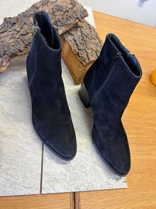 Stivali scamosciati donna neri