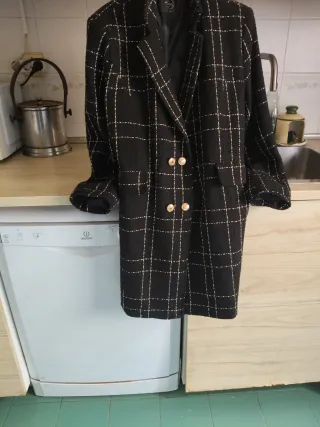 Abrigo tipo Chanel Talla 46