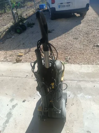 Máquina limpieza 3 en 1: friega, barre, aspira