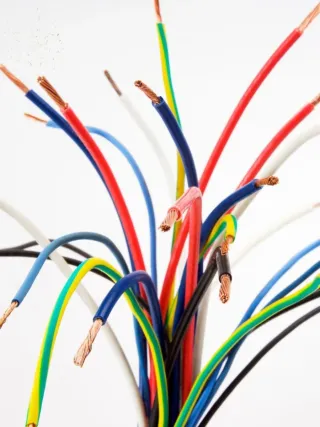 OFRECEMOS ARREGLOS, REPARACIONES, REFORMAS 24 HORA